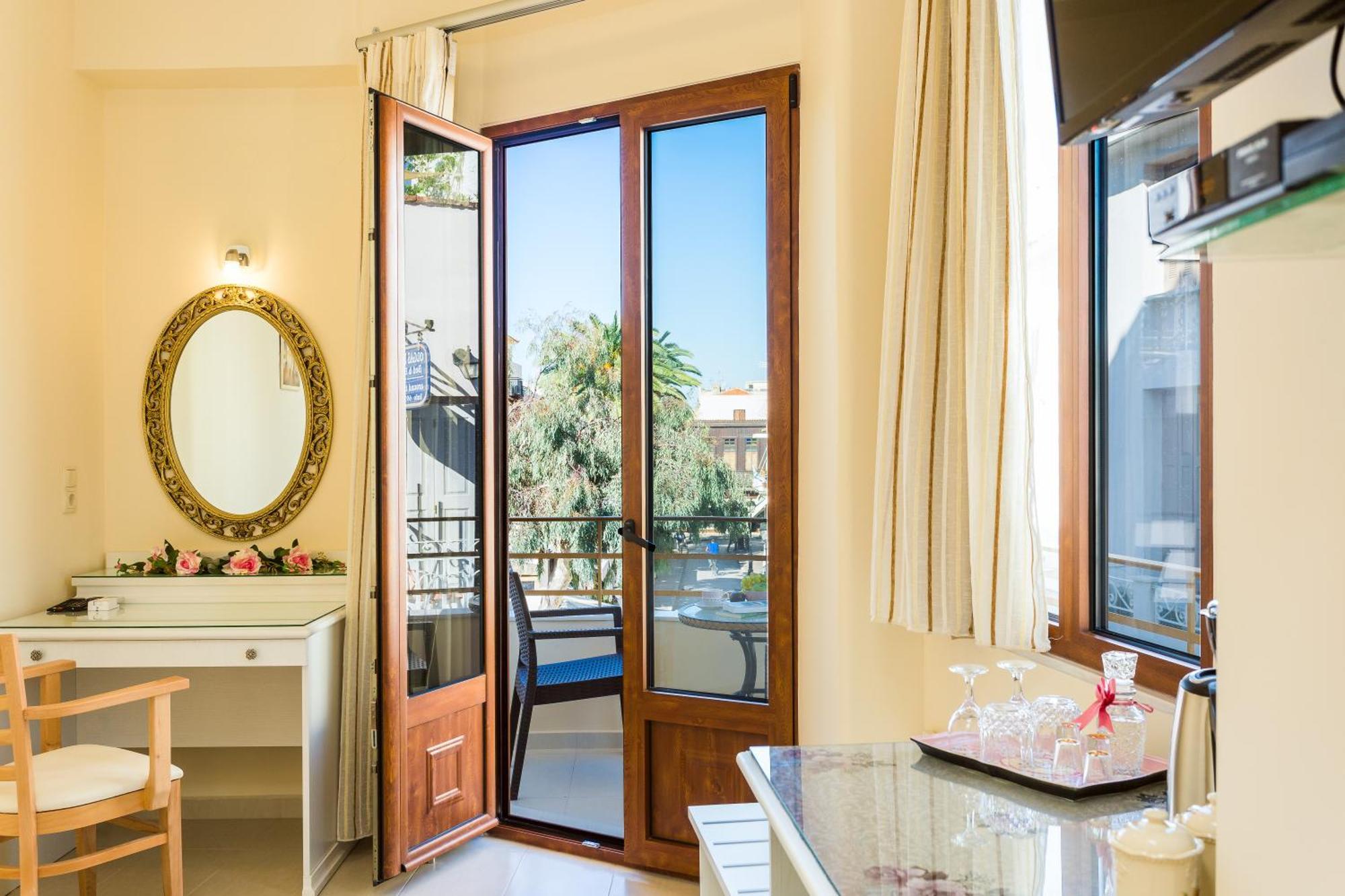 Polyxenia Suites Resmo Dış mekan fotoğraf