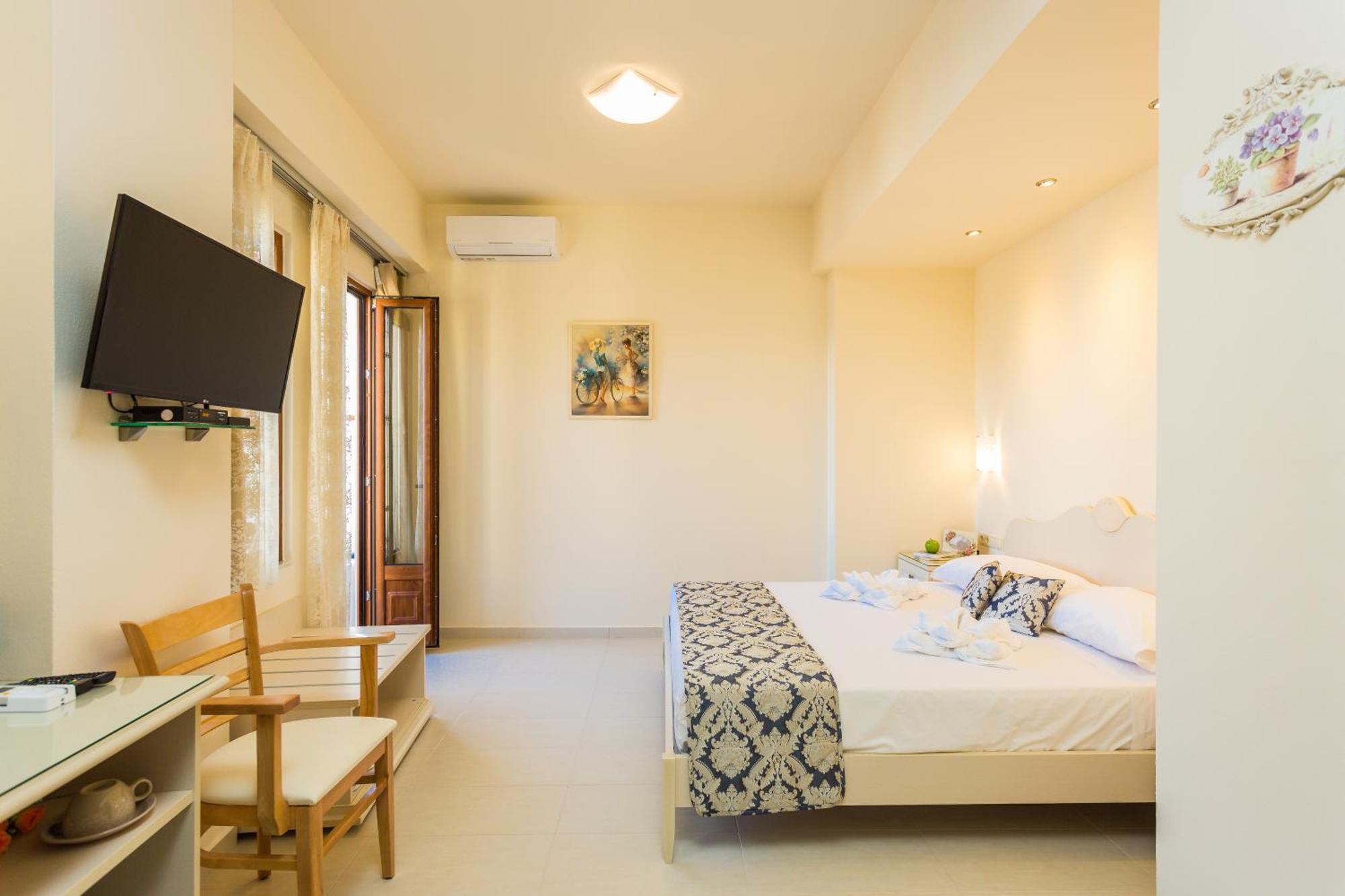 Polyxenia Suites Resmo Dış mekan fotoğraf