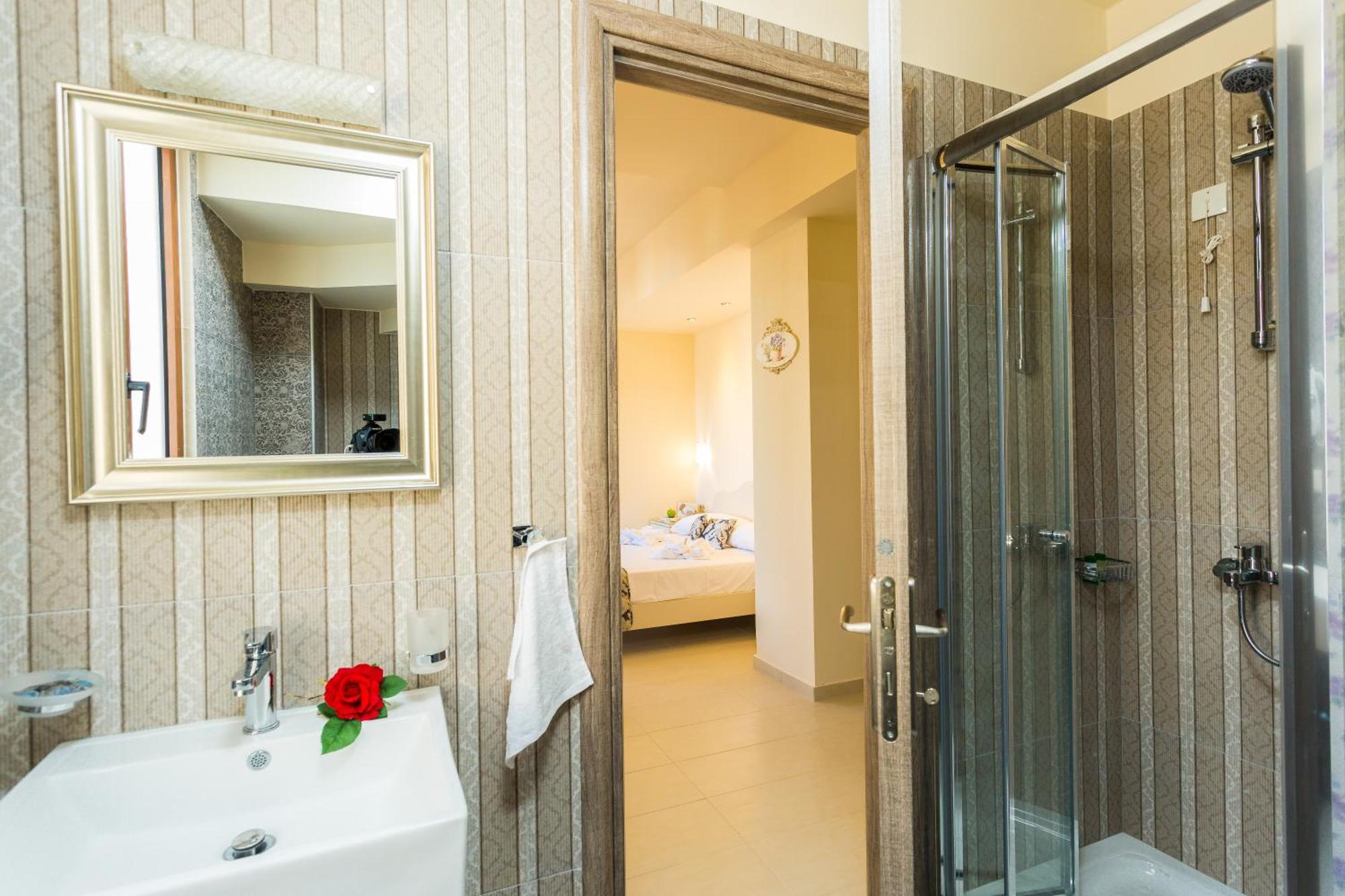 Polyxenia Suites Resmo Dış mekan fotoğraf