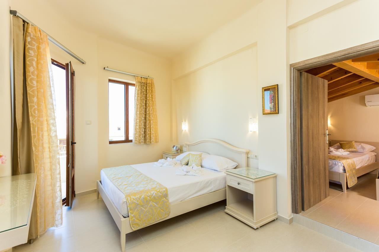 Polyxenia Suites Resmo Dış mekan fotoğraf